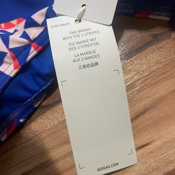 NWT Adidas Women's One-Piece Swimsuit Sz 4 - Picture 4 of 9